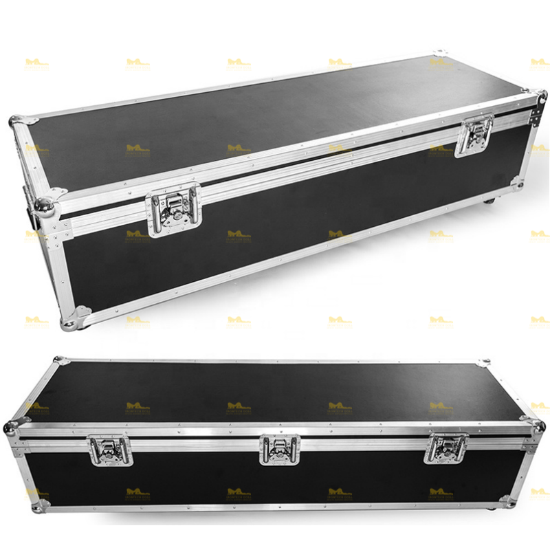 Descreet Delivery doll Flight Case